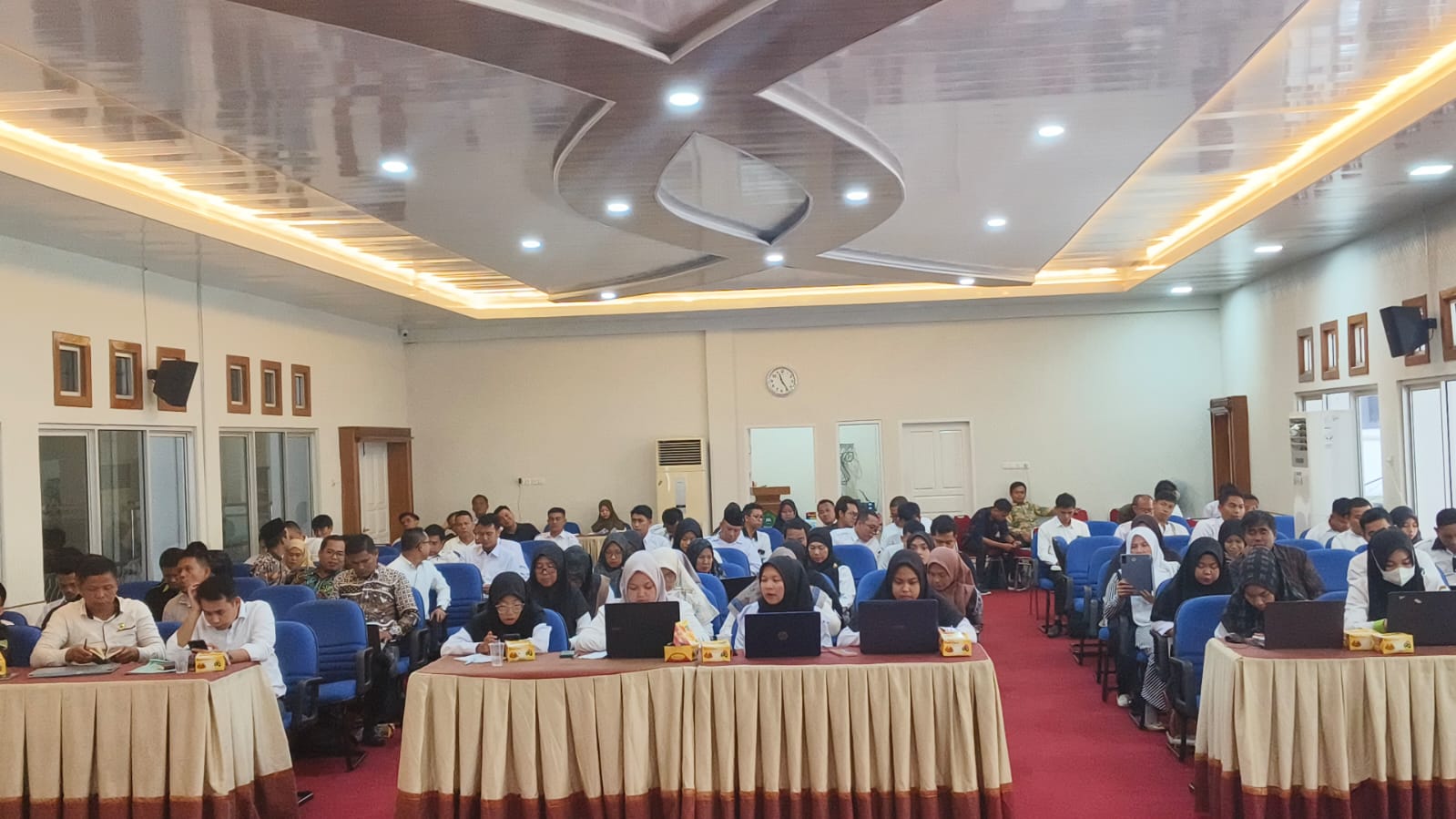 Operator MTs Negeri 2 Tanjung Jabung Barat Mengikuti Bimbingan Teknis (Bimtek) Pengelolaan Website Madrasah Operator MTs Negeri 2 Tanjung Jabung Barat Mengikuti Bimbingan Teknis (Bimtek) Pengelolaan Website Madrasah