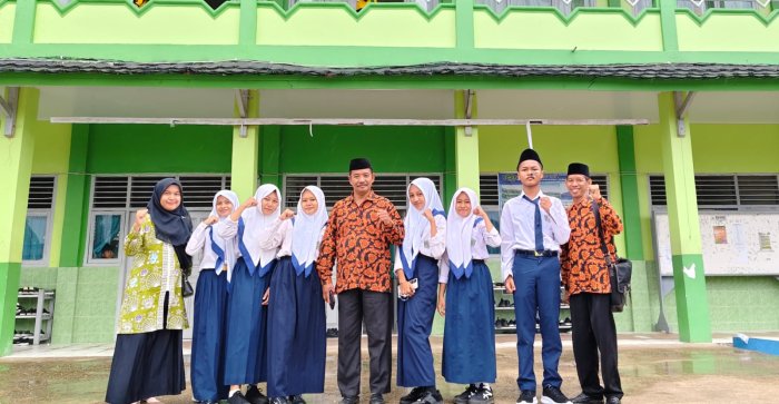 6 orang dari siswa-siswi MTsN 2 Tanjung Jabung Barat Berhasil Ikuti OMI 6 orang dari siswa-siswi MTsN 2 Tanjung Jabung Barat Berhasil Ikuti OMI