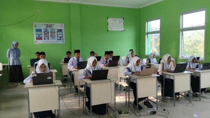 Pelaksanaan ANBK di MTsN 2 Tanjung Jabung Barat Berjalan Lancar Pelaksanaan ANBK di MTsN 2 Tanjung Jabung Barat Berjalan Lancar