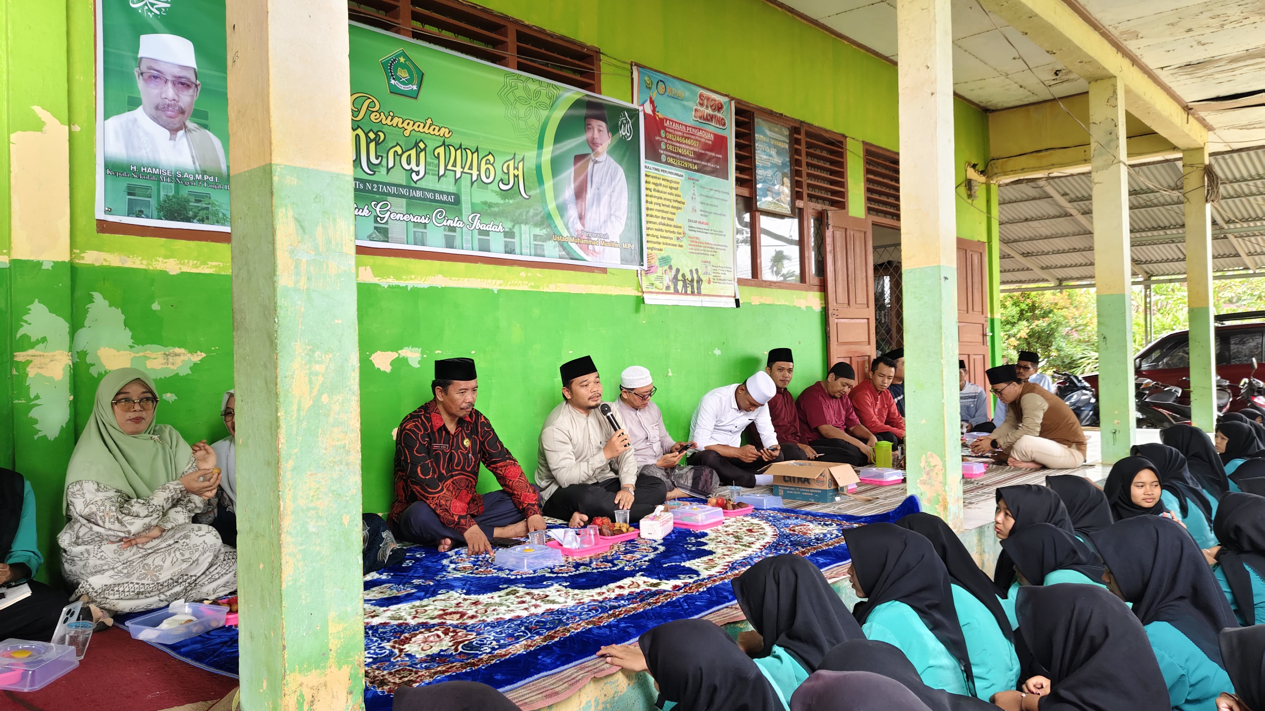 Peringatan Isra' Mi'raj Nabi Muhammad SAW di Madrasah Tsanawiyah Negeri 2 Tanjung Jabung Barat Peringatan Isra' Mi'raj Nabi Muhammad SAW di Madrasah Tsanawiyah Negeri 2 Tanjung Jabung Barat